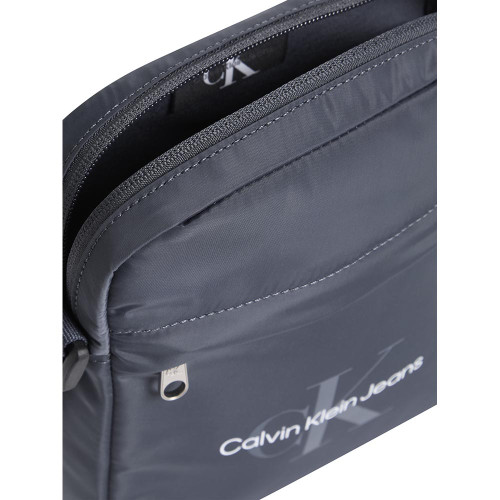 Calvin Klein Τσαντάκι ώμου Sport Essentials Reporter 18